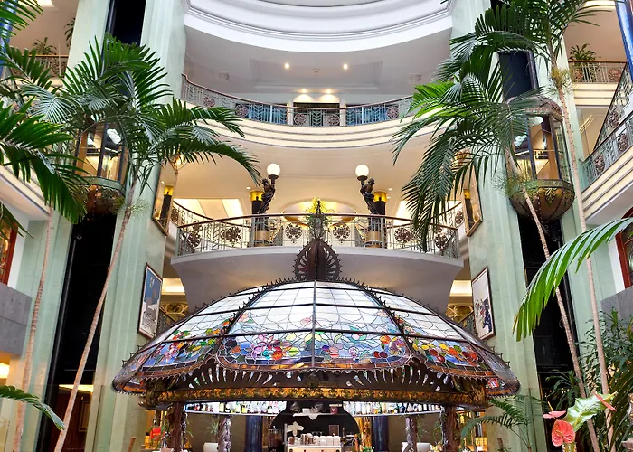 尼瓦利亚花园酒店 酒店 阿德耶