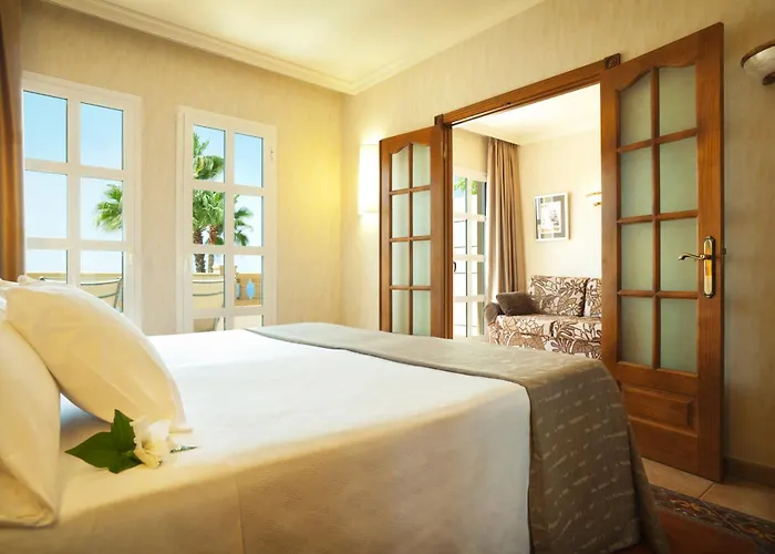 酒店 尼瓦利亚花园酒店 阿德耶