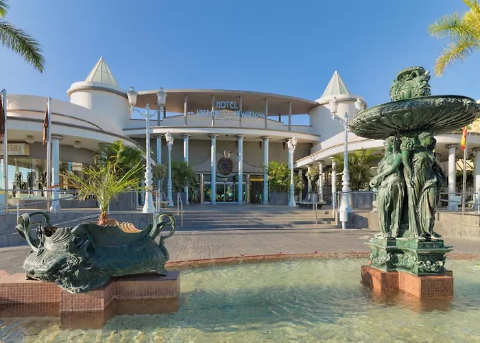 尼瓦利亚花园酒店 5*