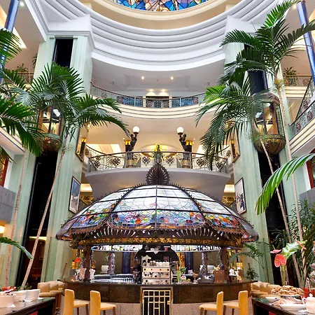 أدريان هوتيلز جاردينز دي نيفاريا فندق أذيخي