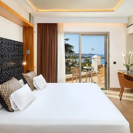 Hotel Adrian Jardines De Nivaria 5*