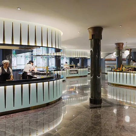 尼瓦利亚花园酒店 酒店 5*