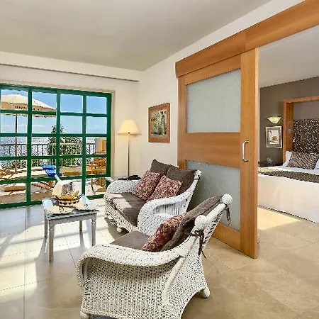 Adrián Jardines De Nivaria Hotel