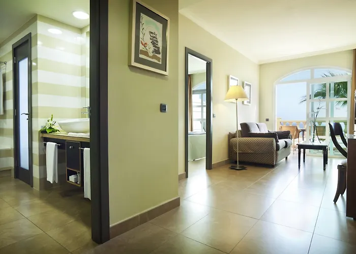 Adrian Jardines De Nivaria מלון 5*