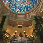 尼瓦利亚花园酒店 5*