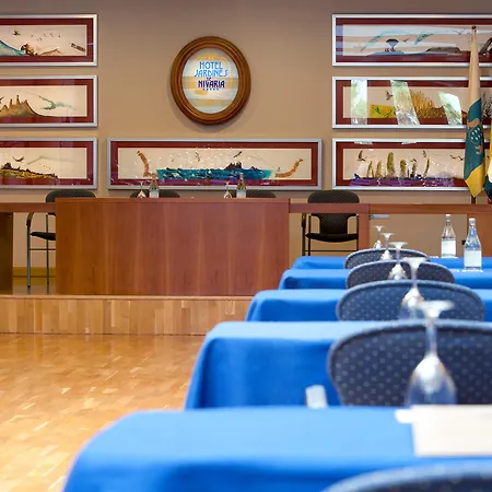 ハルディネス デ ニヴァリア ホテル アデヘ