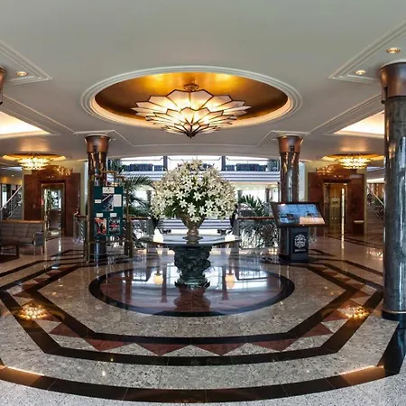 ホテル ハルディネス デ ニヴァリア アデヘ