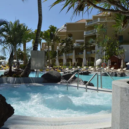 ハルディネス デ ニヴァリア アデヘ