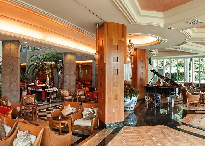 Adrián Jardines De Nivaria