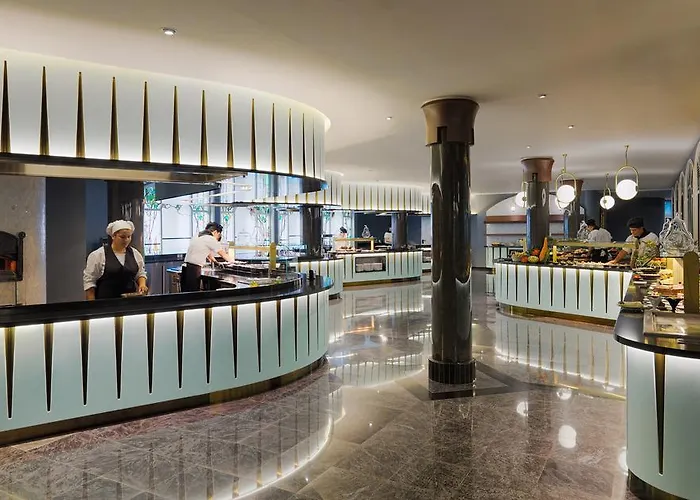 尼瓦利亚花园酒店 酒店 5*