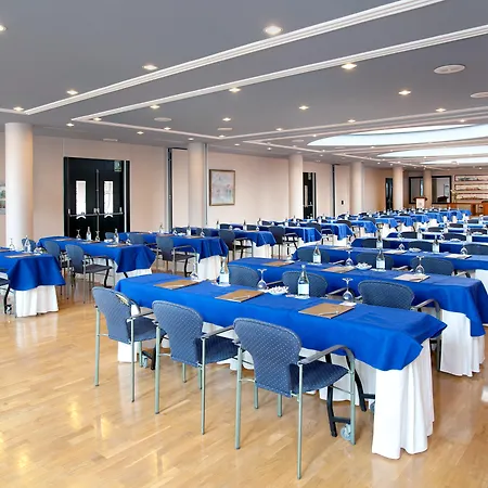 호텔 아드리안 오텔레스 하르디네스 데 니바리아 아데제